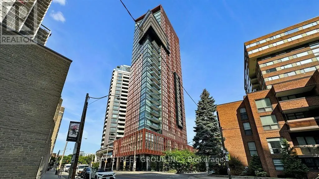 2608 - 32 DAVENPORT ROAD