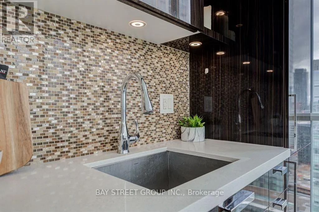 2608 - 32 DAVENPORT ROAD