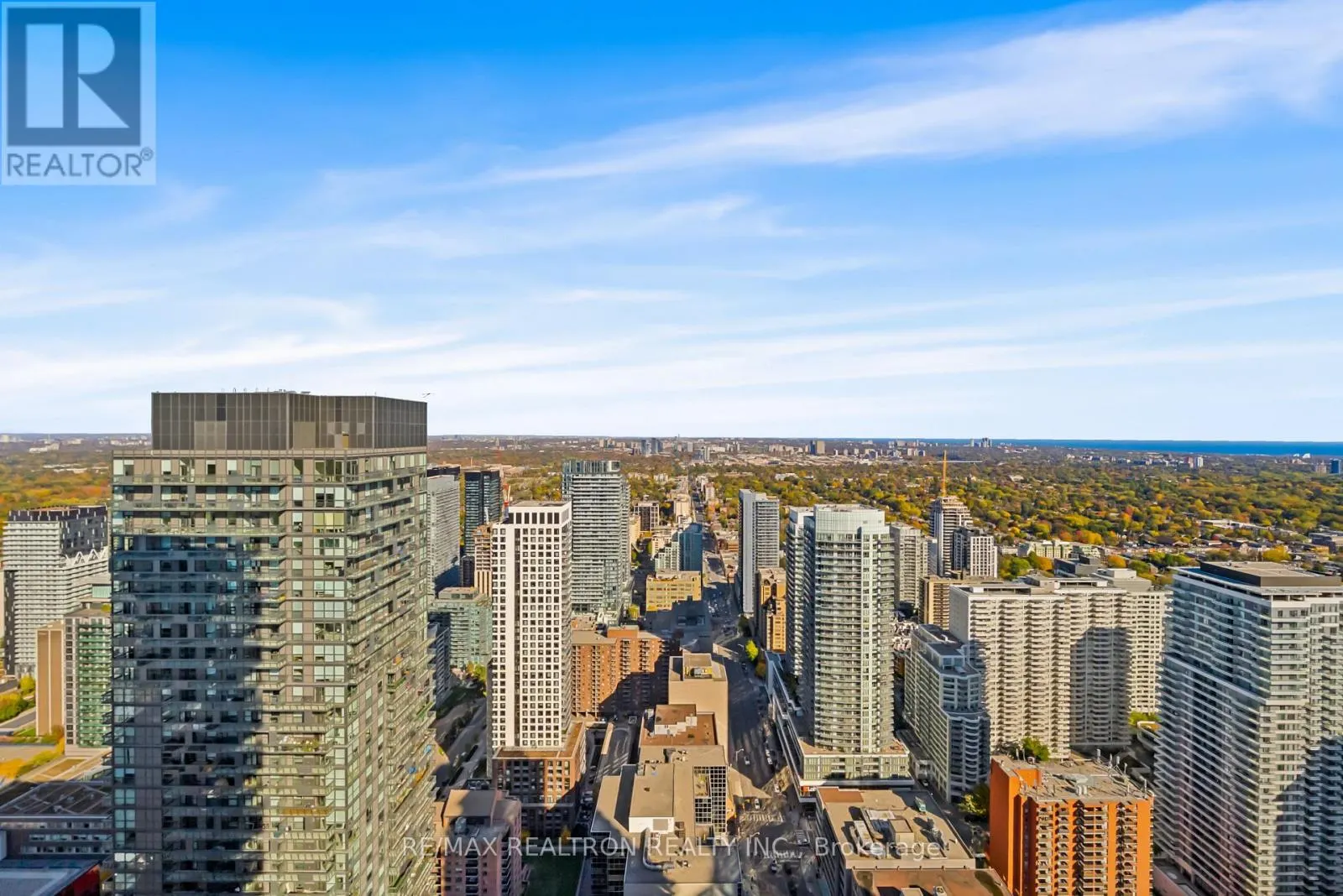 4711 - 8 EGLINTON AVENUE E