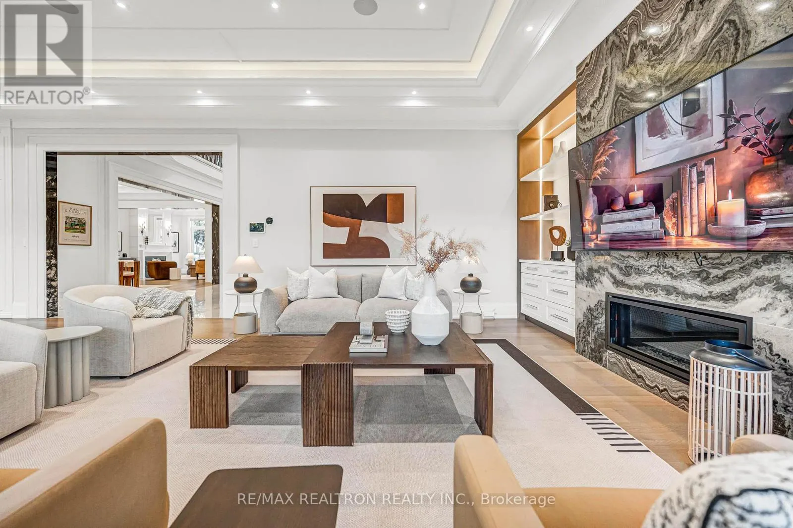 319 BETTY ANN DRIVE