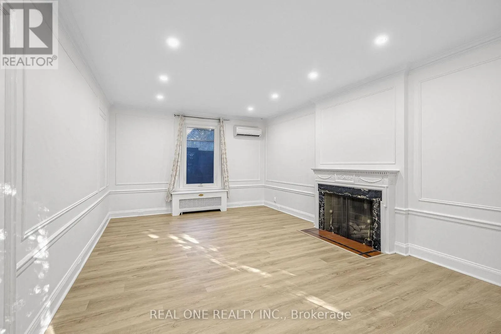 603 SPADINA ROAD