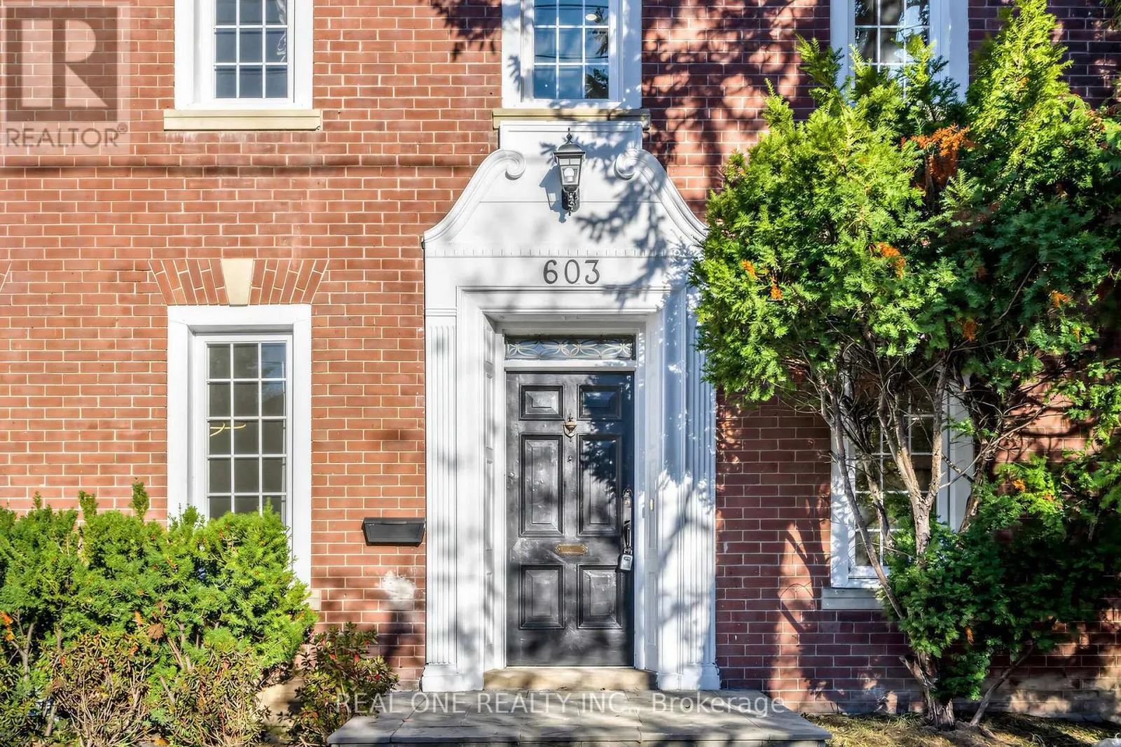 603 SPADINA ROAD