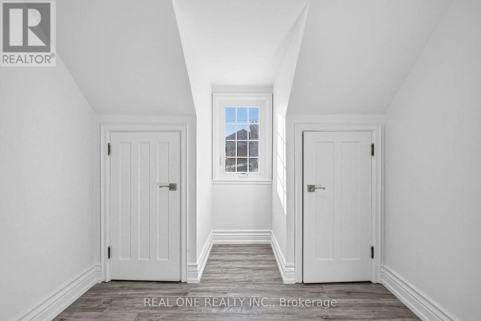603 SPADINA ROAD
