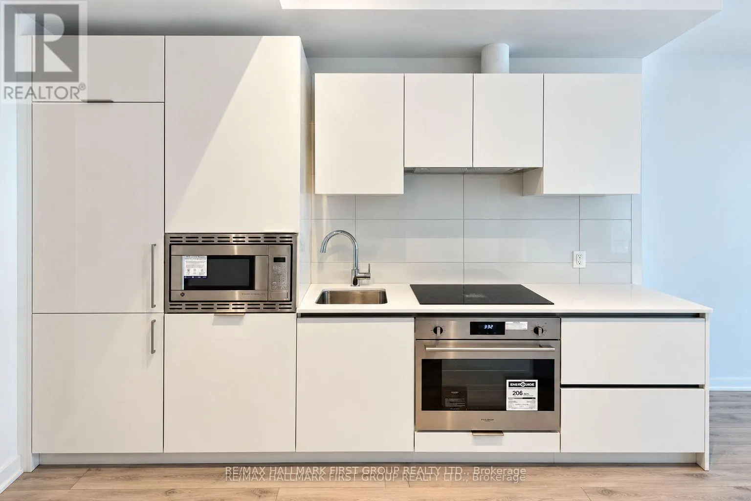 1235 - 230 SIMCOE STREET