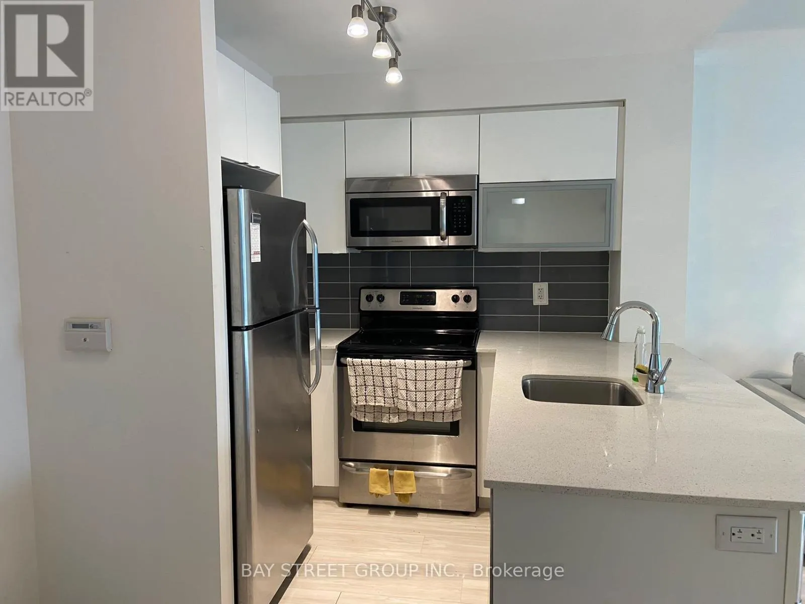 417 - 150 EAST LIBERTY STREET