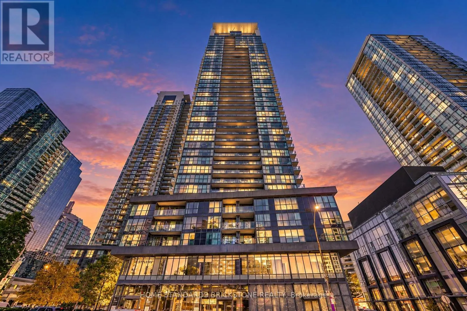 PH205 - 5168 YONGE STREET