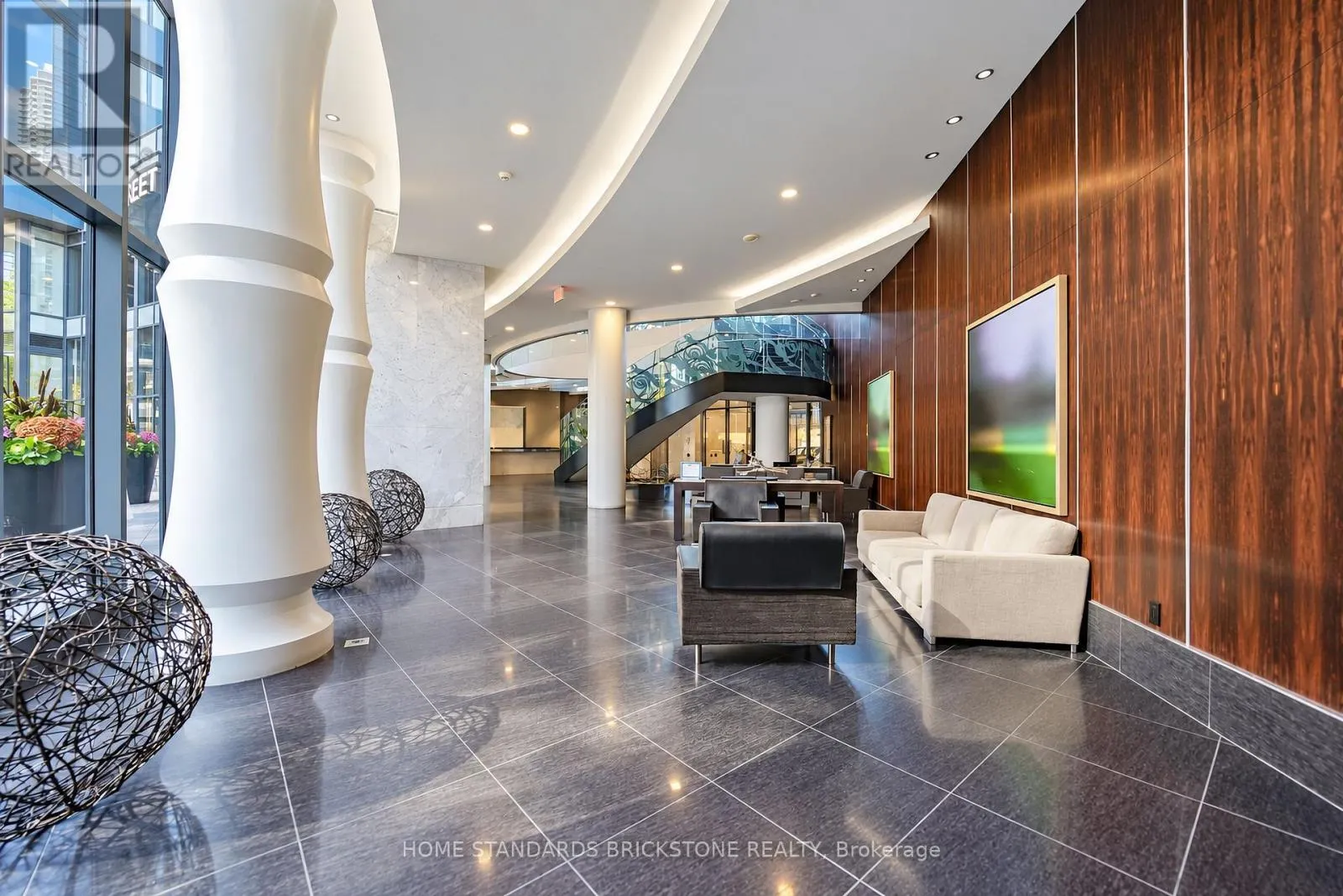 PH205 - 5168 YONGE STREET