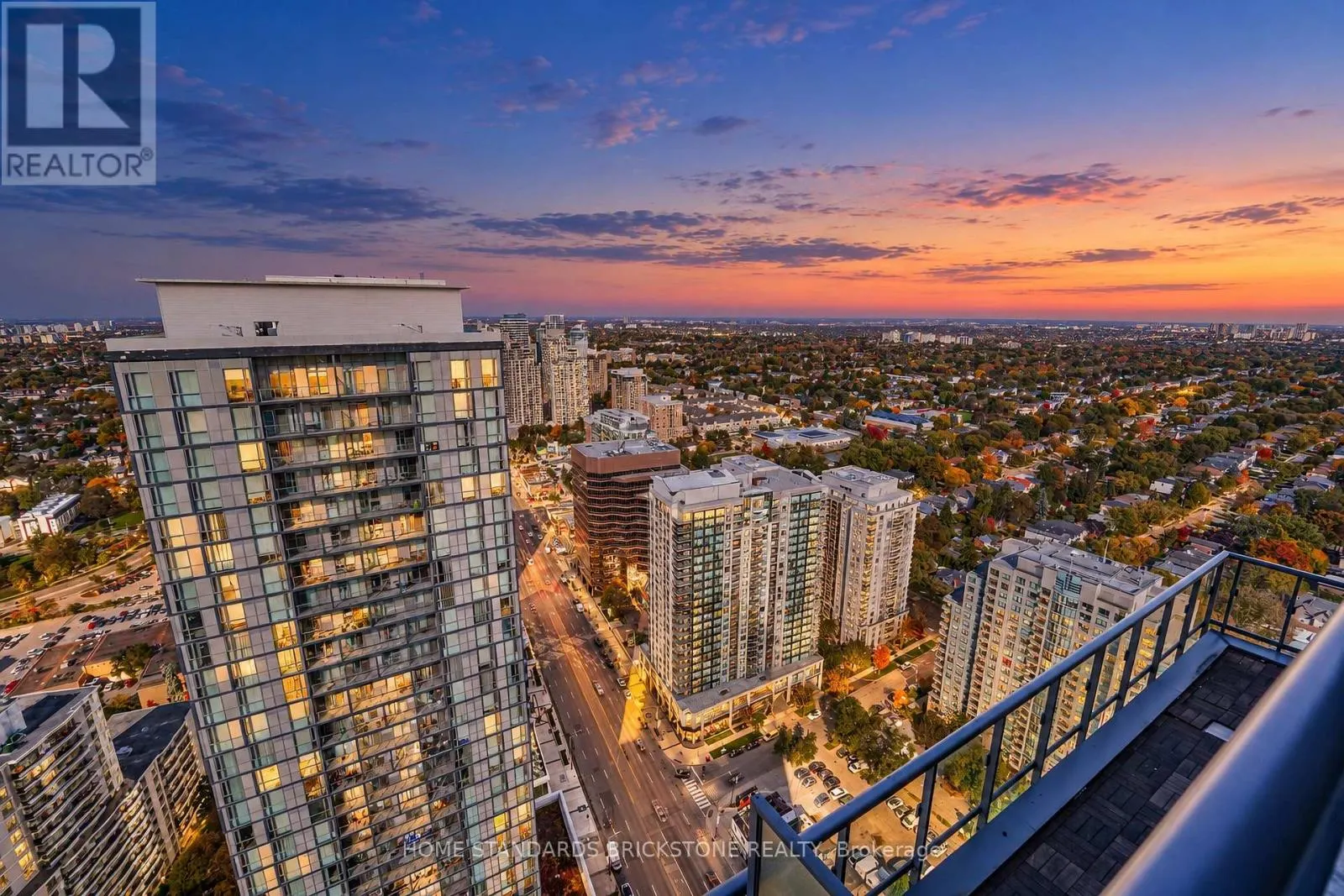 PH205 - 5168 YONGE STREET