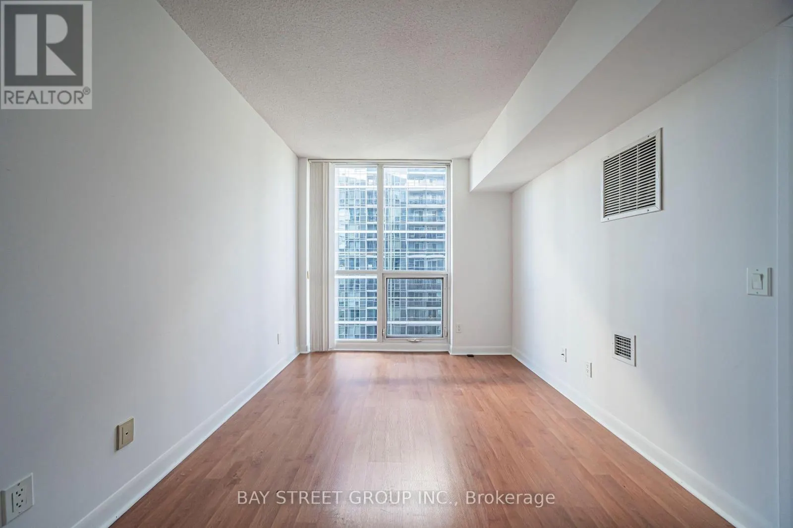 2810 - 4978 YONGE STREET