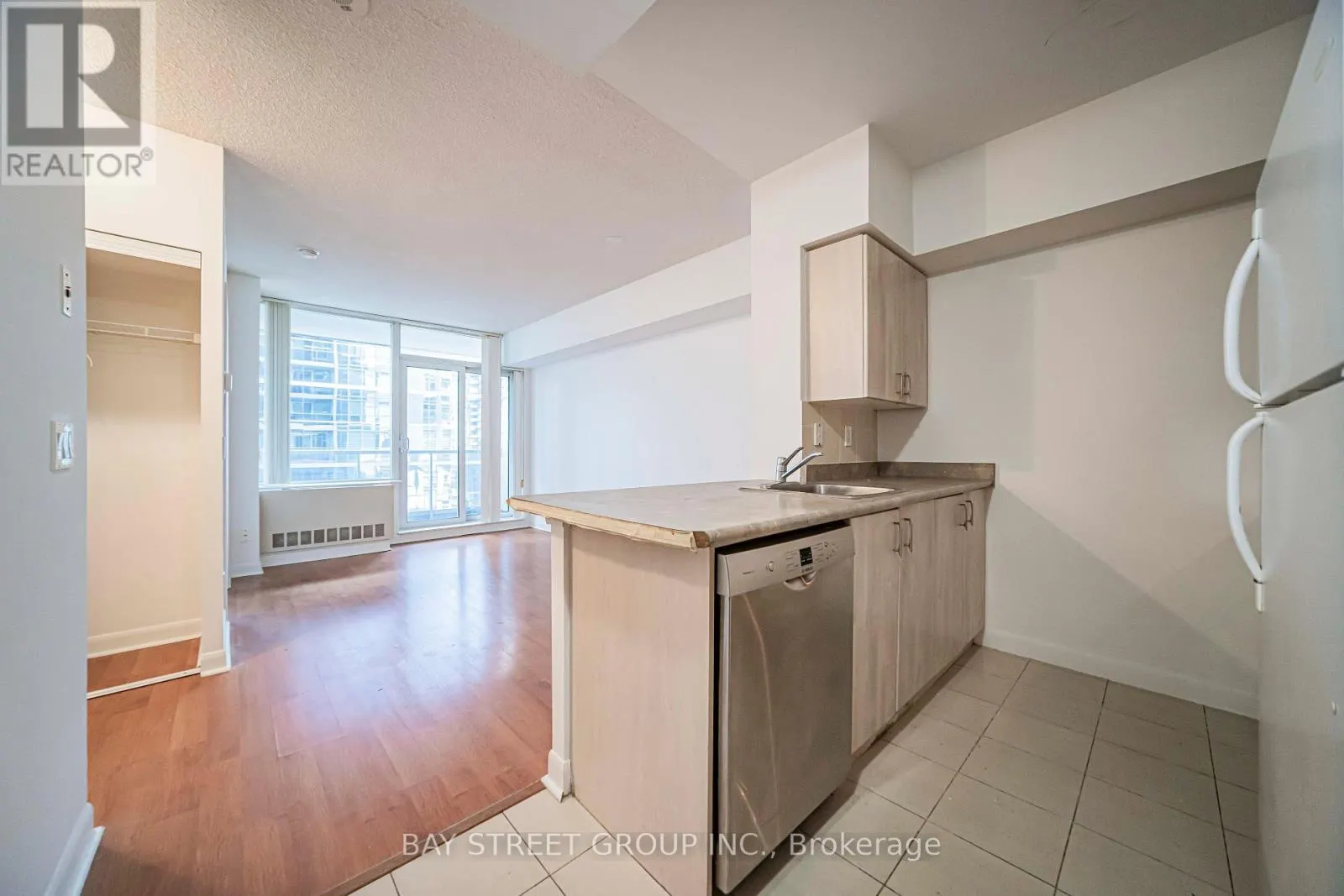 2810 - 4978 YONGE STREET
