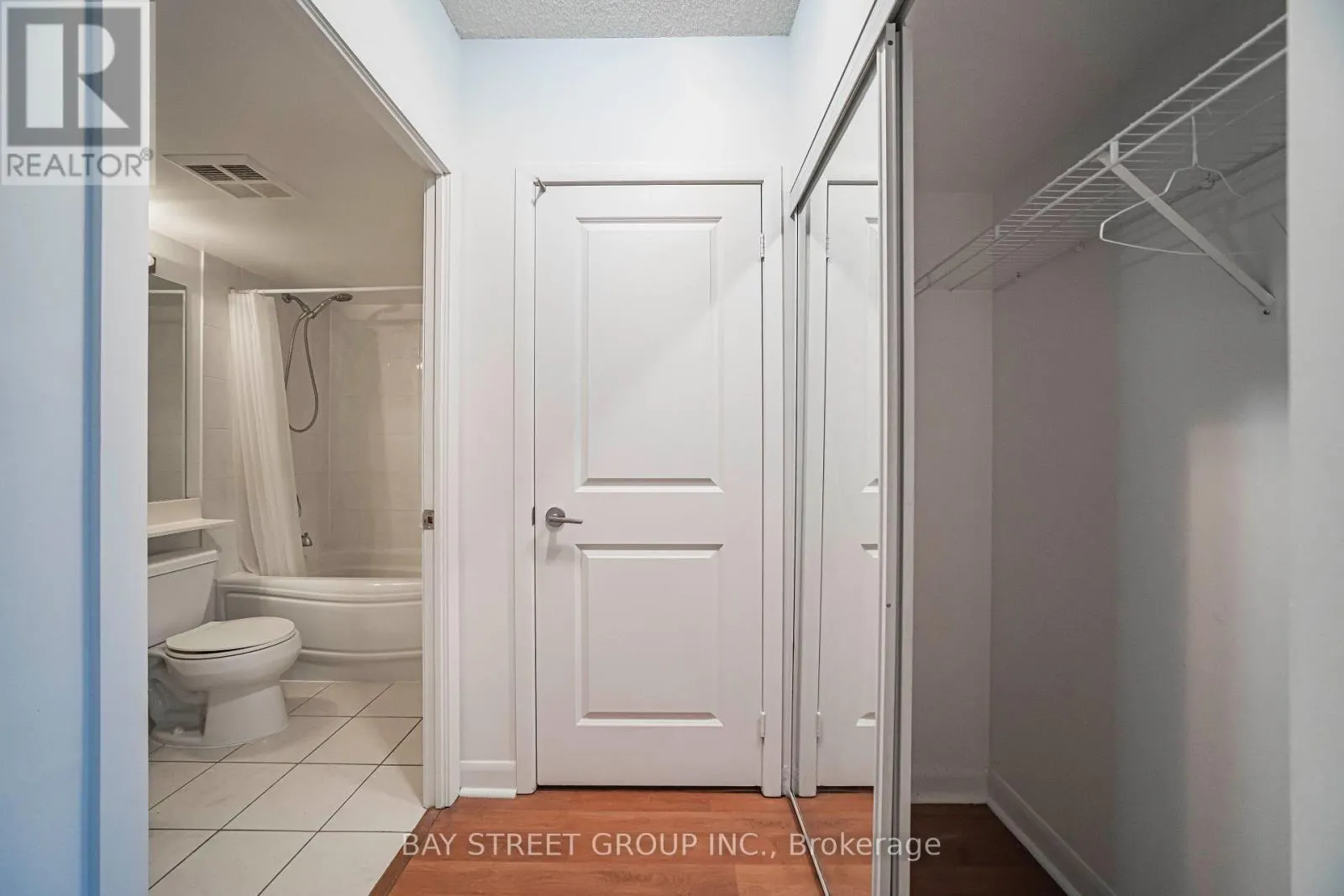 2810 - 4978 YONGE STREET