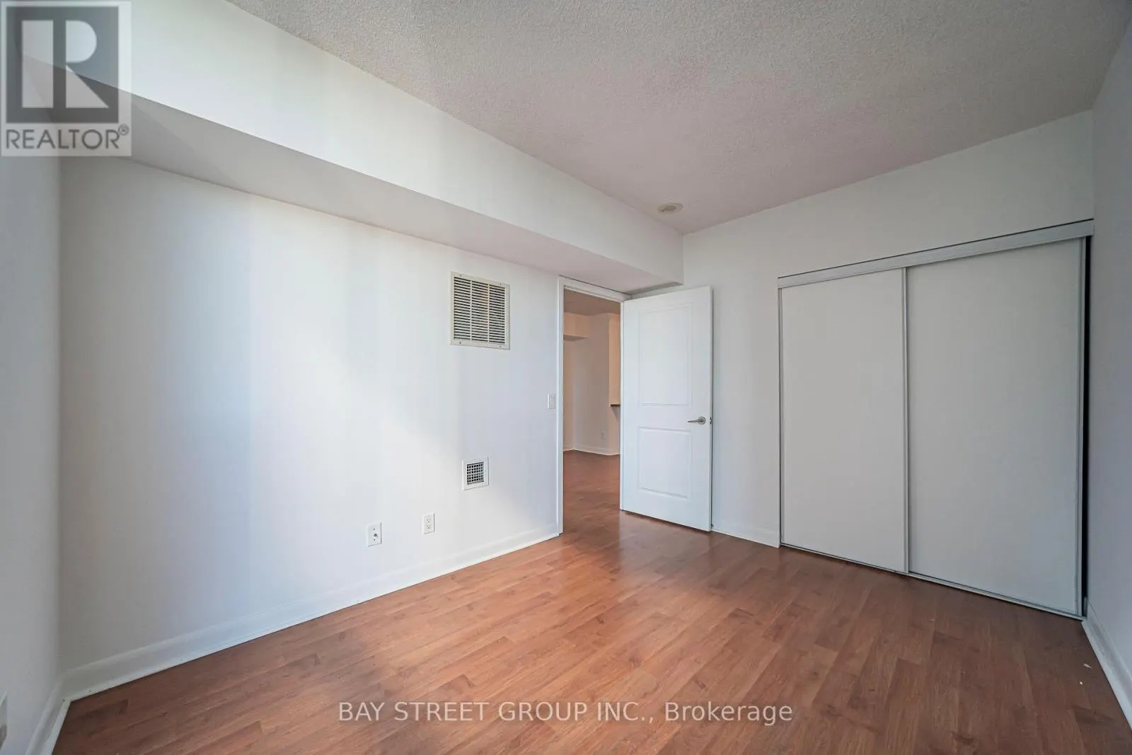 2810 - 4978 YONGE STREET