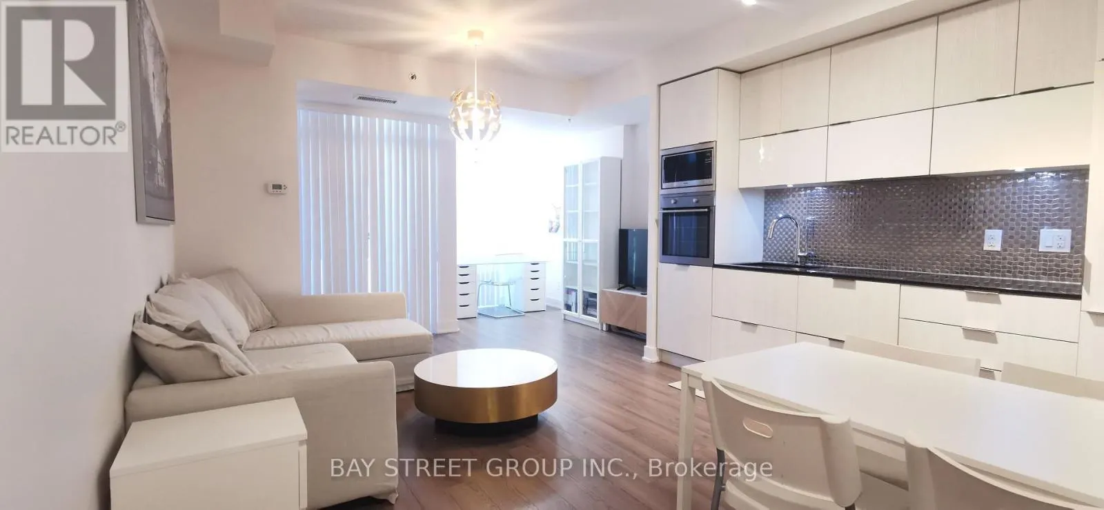 1109 - 318 RICHMOND STREET W