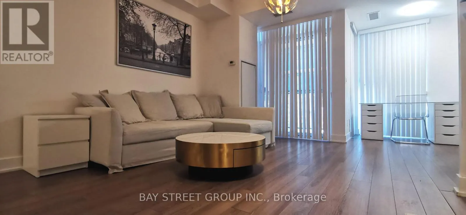 1109 - 318 RICHMOND STREET W
