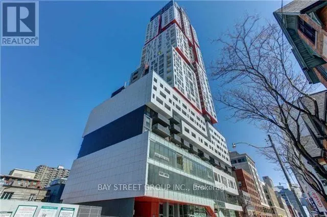 1109 - 318 RICHMOND STREET W