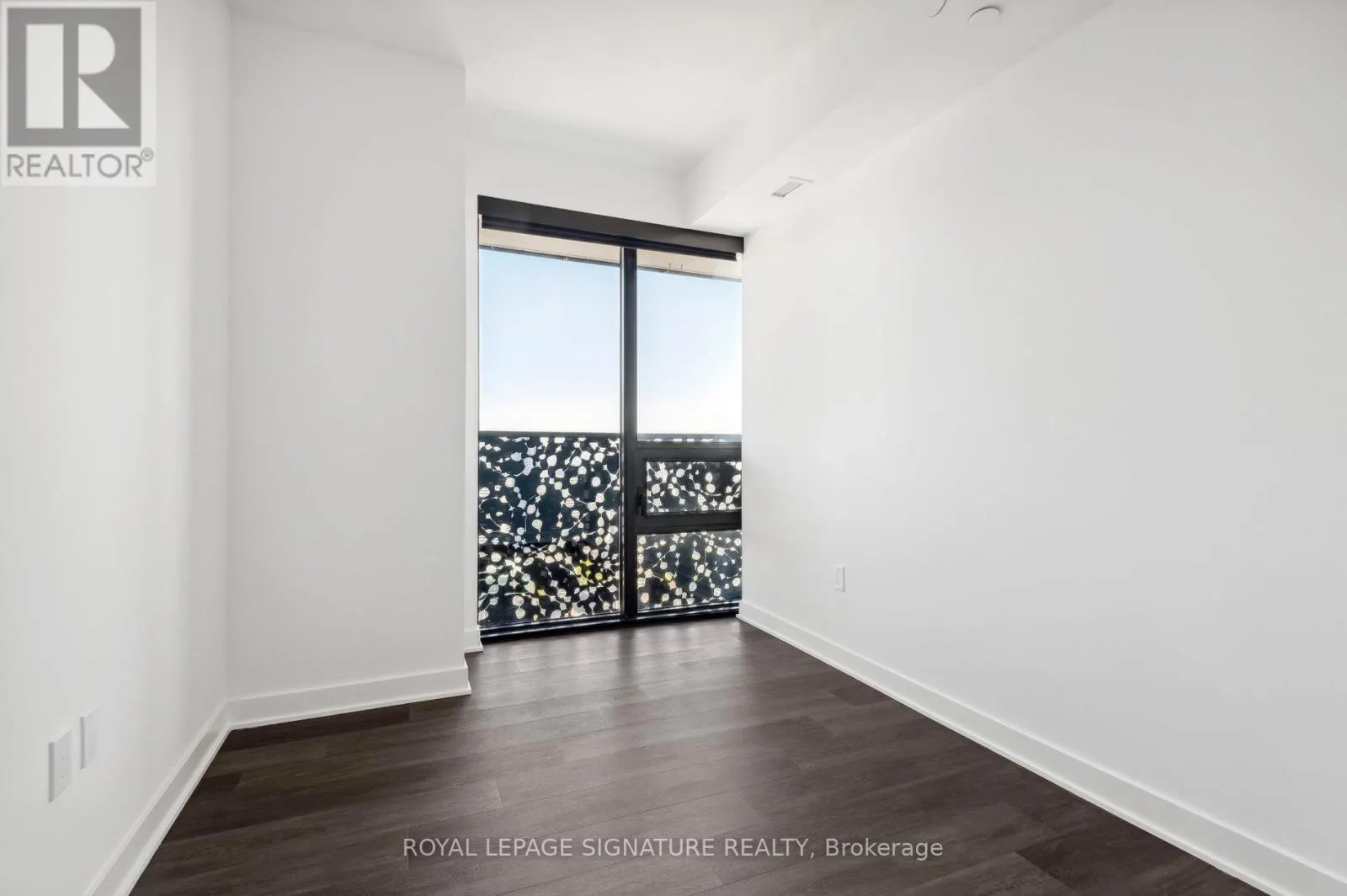 3703 - 55 CHARLES STREET E
