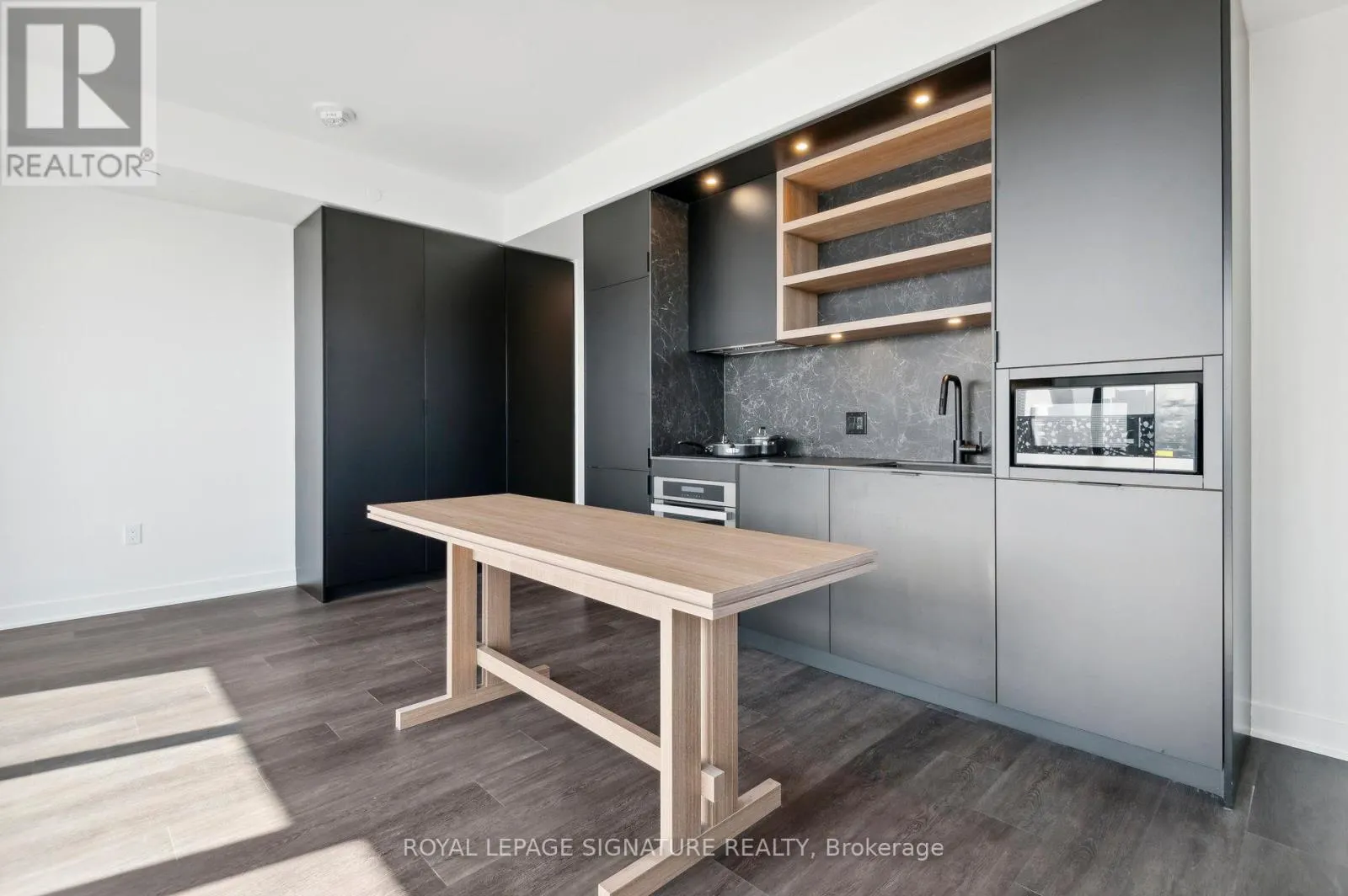 3703 - 55 CHARLES STREET E
