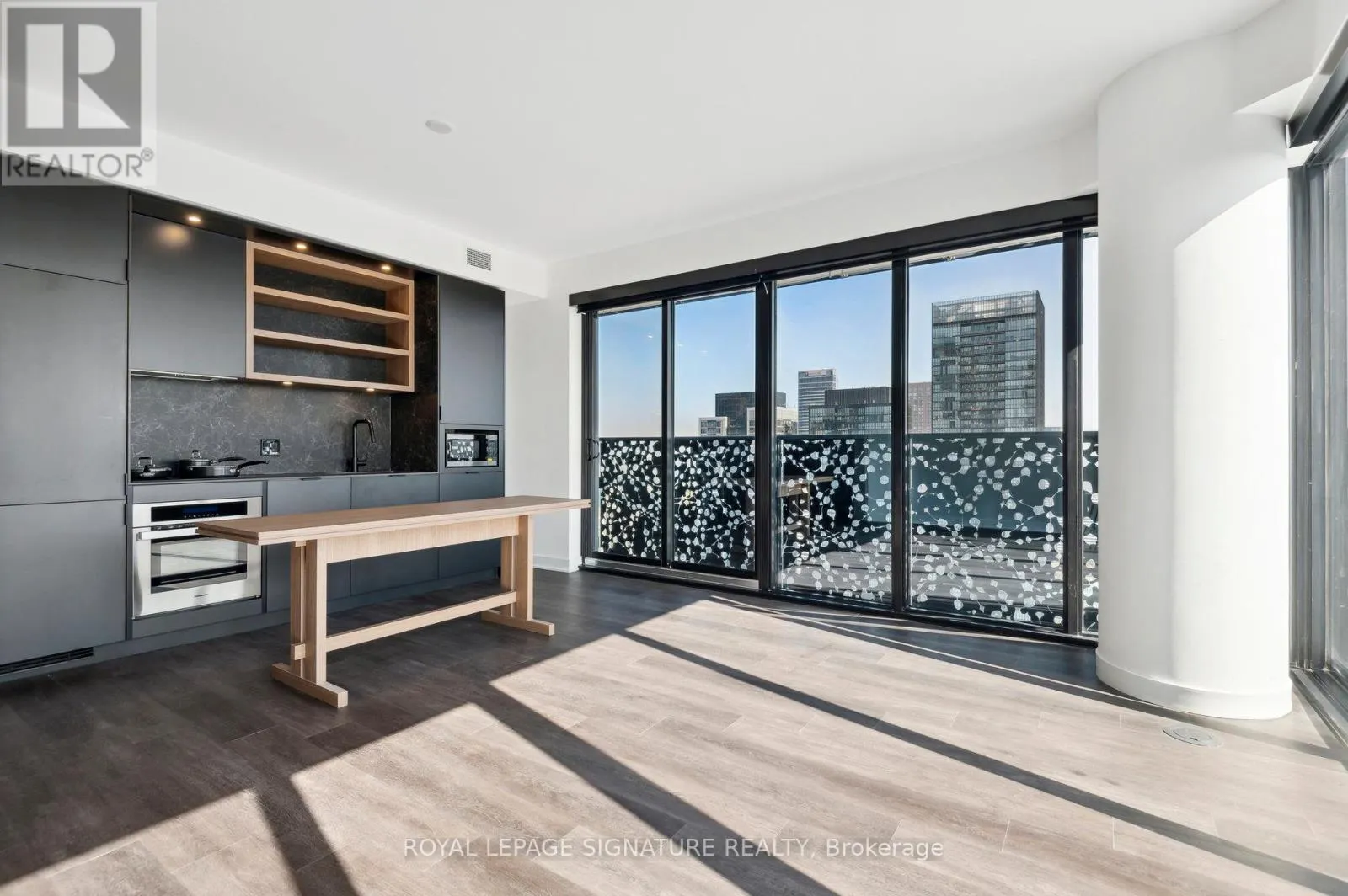 3703 - 55 CHARLES STREET E
