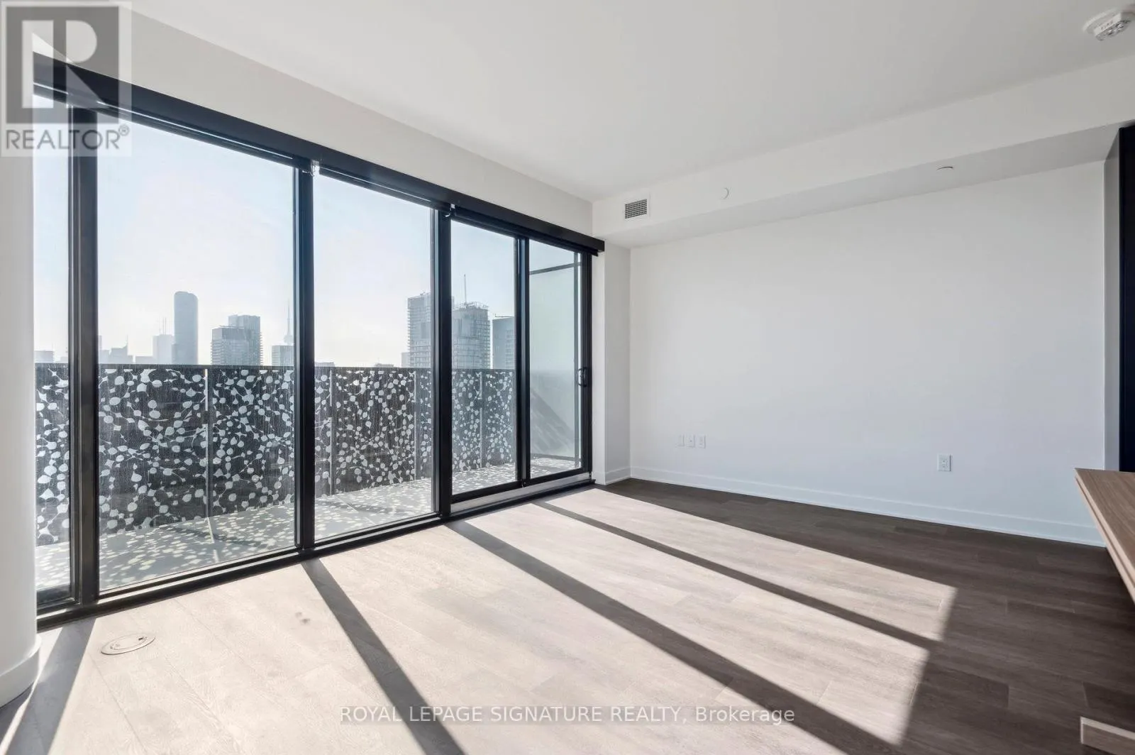 3703 - 55 CHARLES STREET E