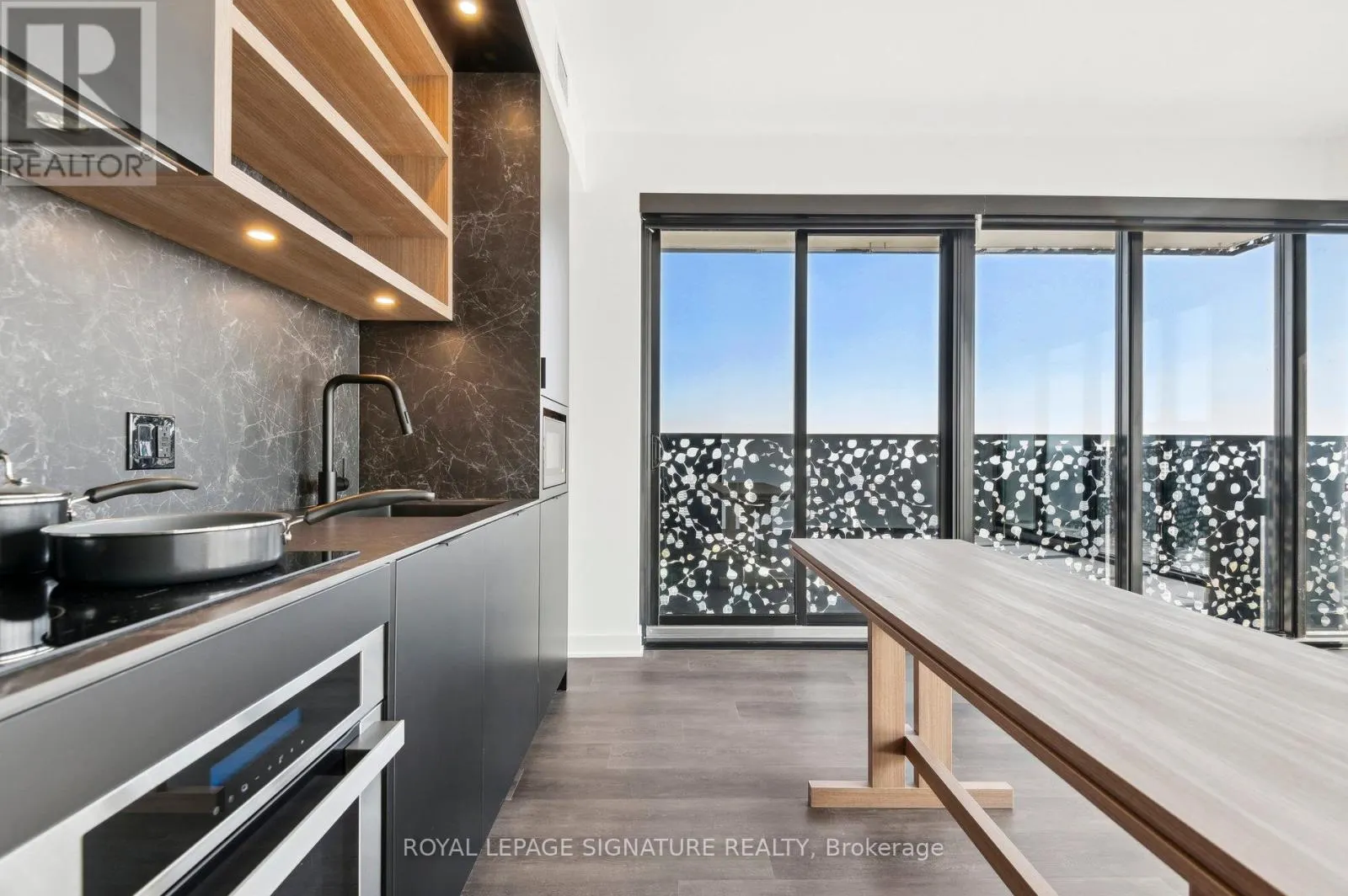 3703 - 55 CHARLES STREET E