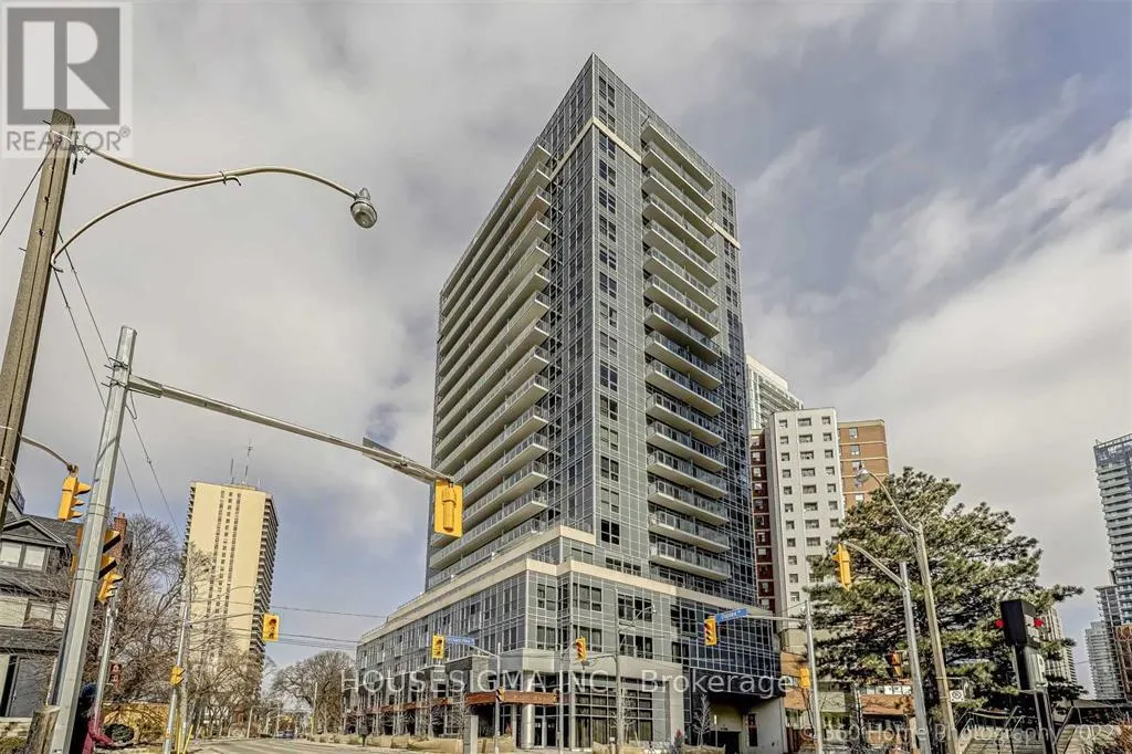 1005 - 58 ORCHARD VIEW BOULEVARD