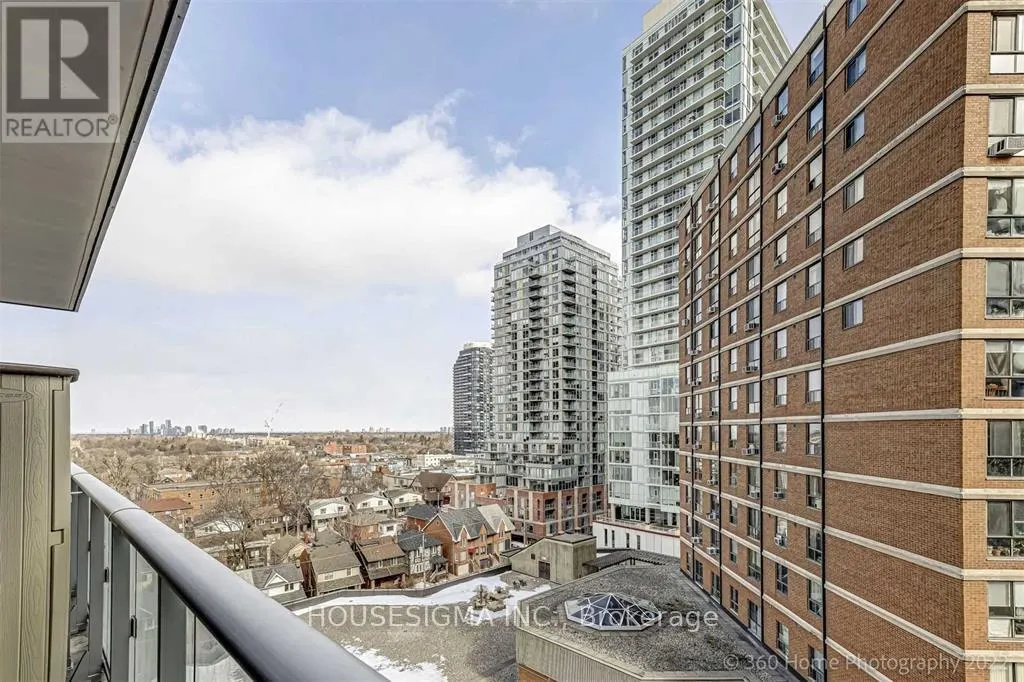 1005 - 58 ORCHARD VIEW BOULEVARD