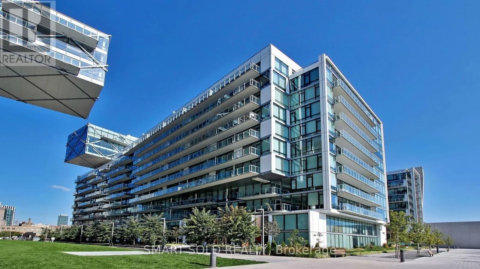 436 - 39 QUEENS QUAY E
