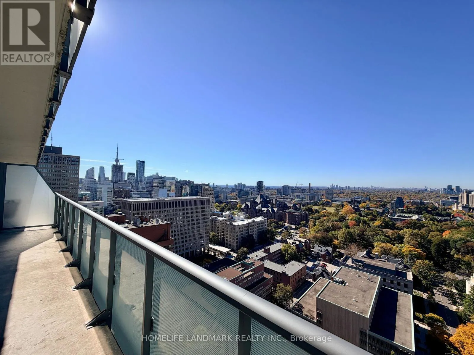 2407 - 57 ST JOSEPH STREET