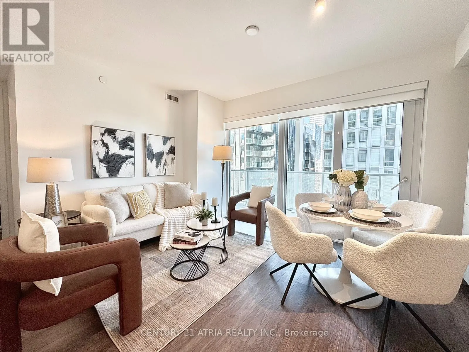 2701 - 88 QUEEN STREET E