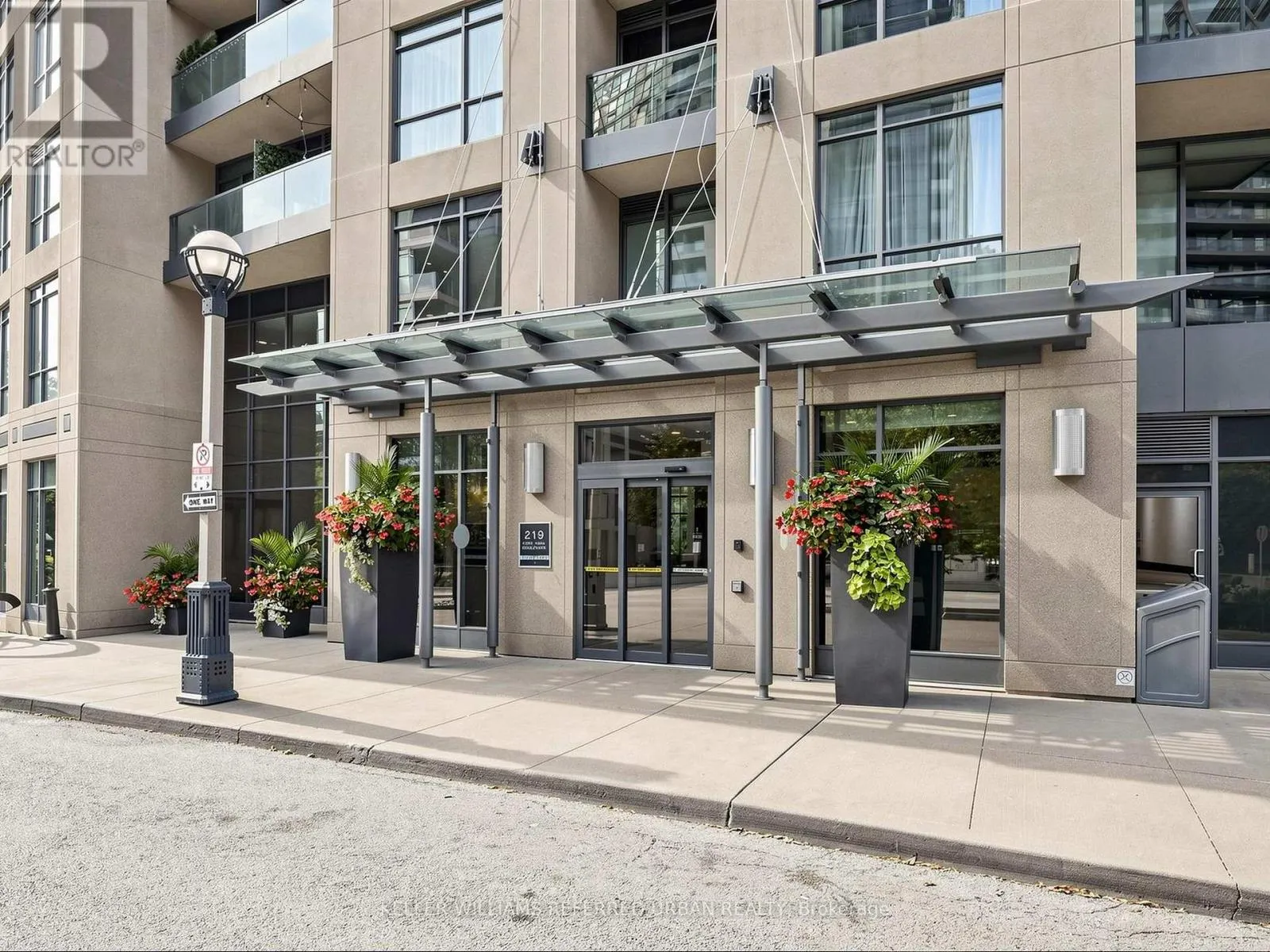 1009 - 219 FORT YORK BOULEVARD
