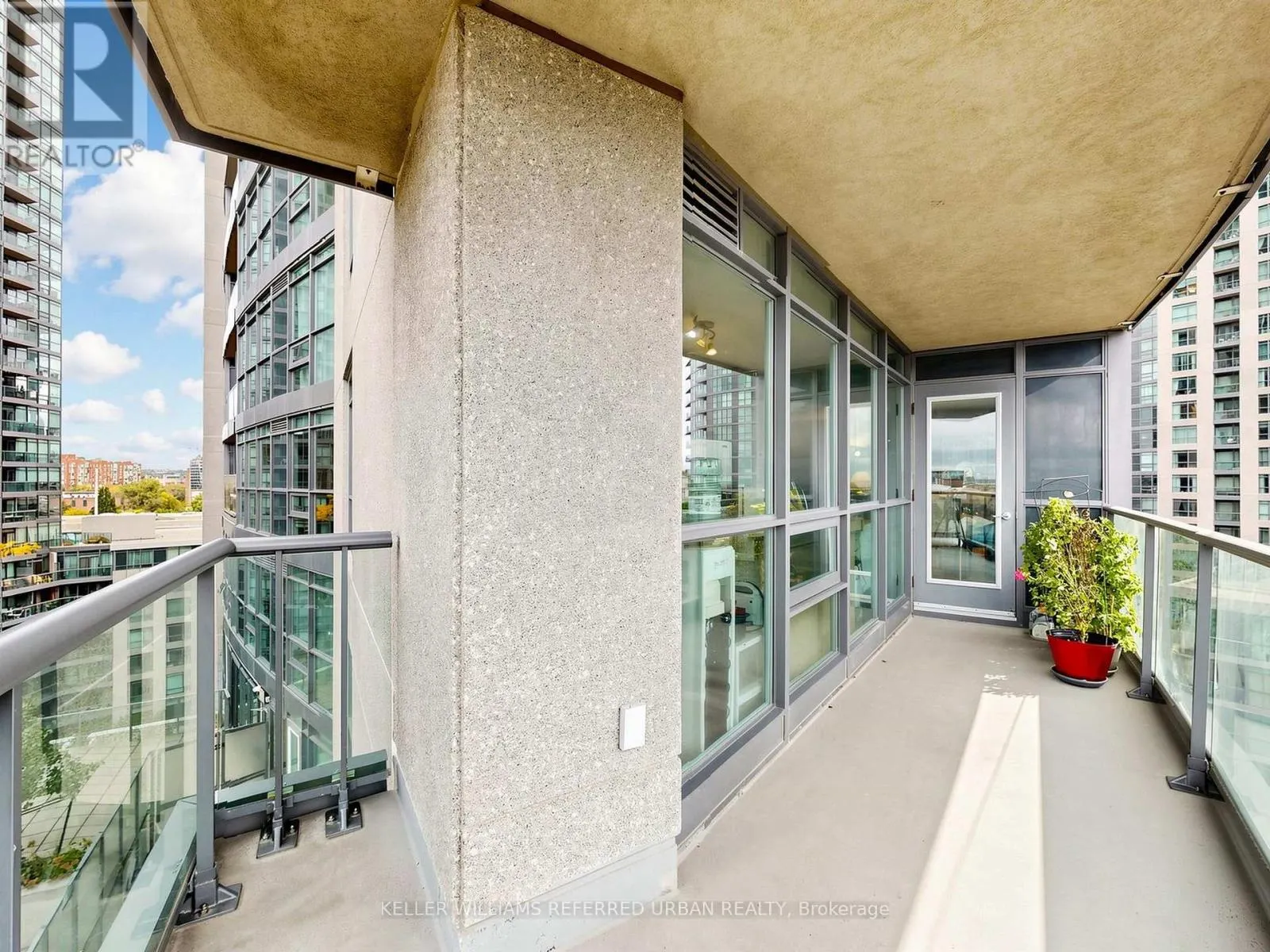 1009 - 219 FORT YORK BOULEVARD