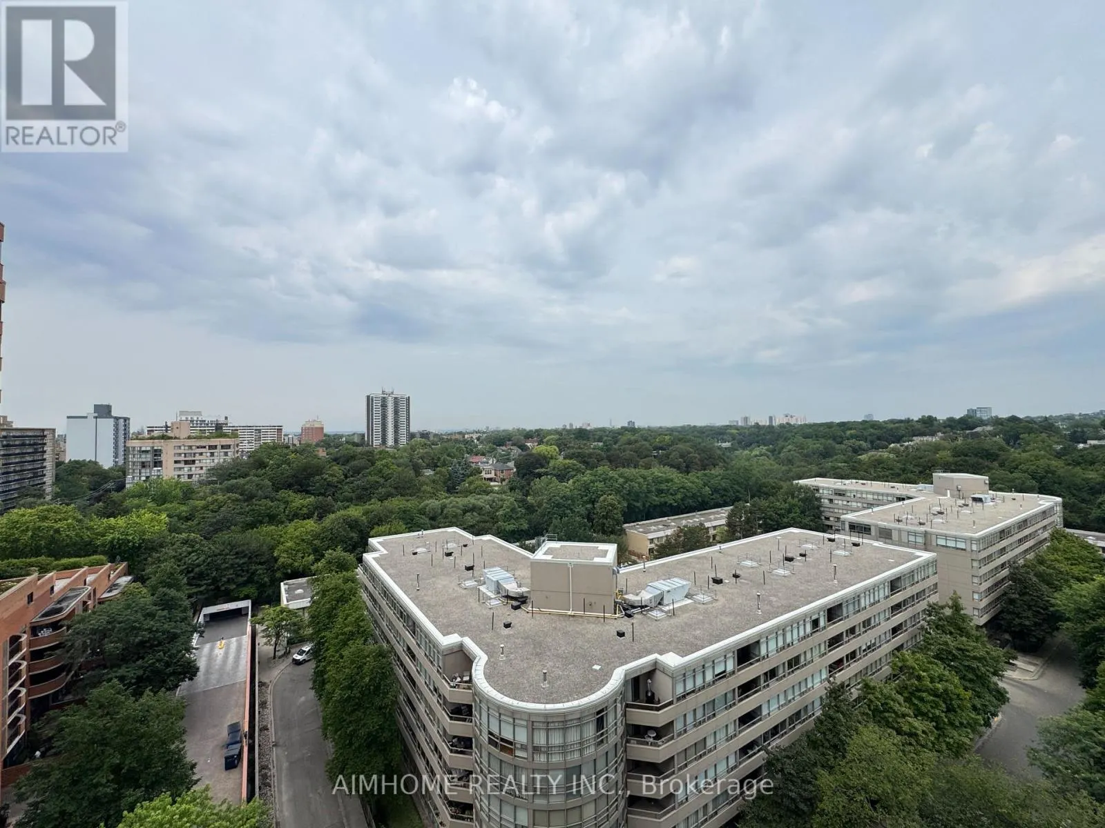 1606 - 91 MONTCLAIR AVENUE