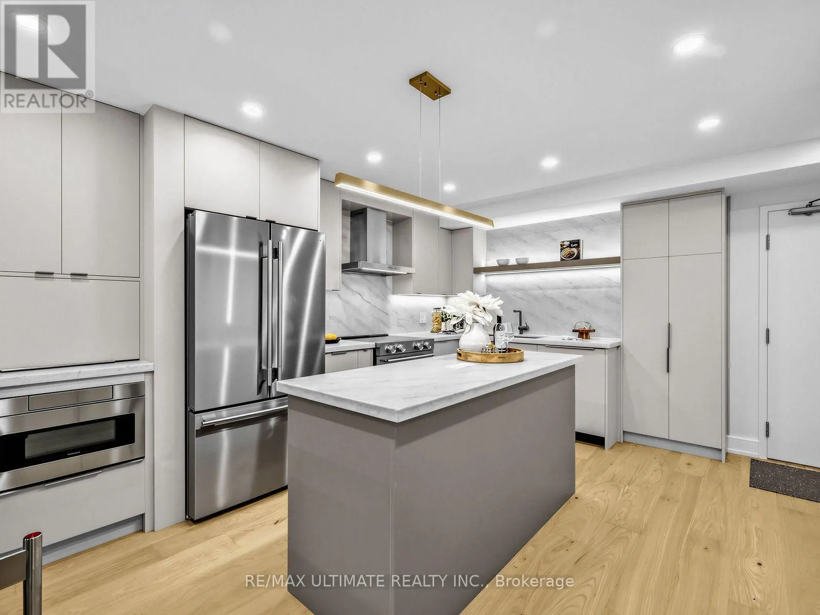 308 - 40 SYLVAN VALLEYWAY WAY
