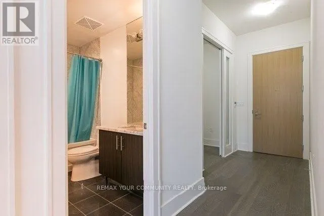 918 - 29 QUEENS QUAY E