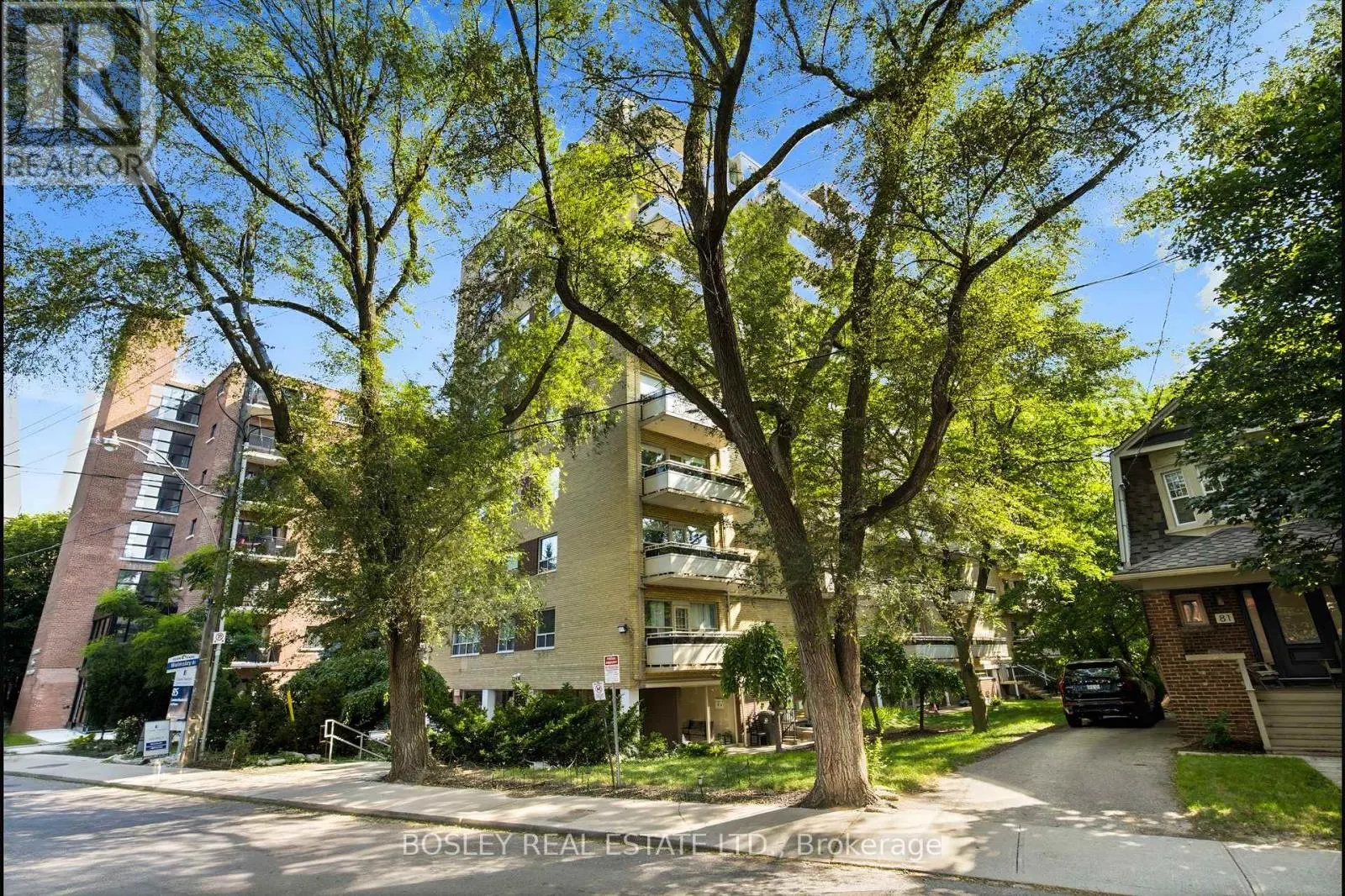 805 - 85 LAWTON BOULEVARD