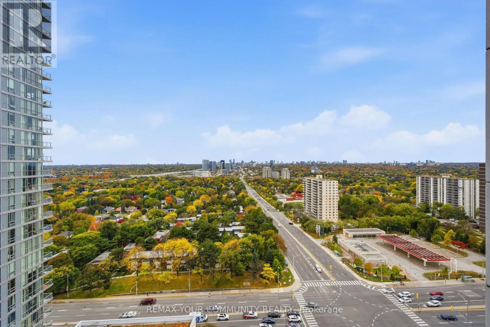 1607 - 70 FOREST MANOR ROAD
