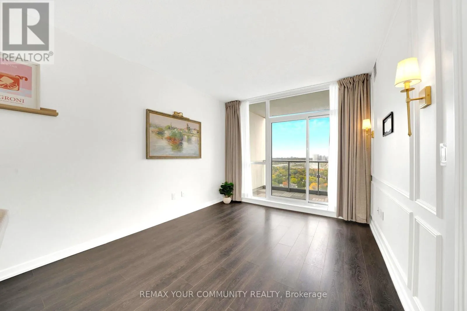 1607 - 70 FOREST MANOR ROAD