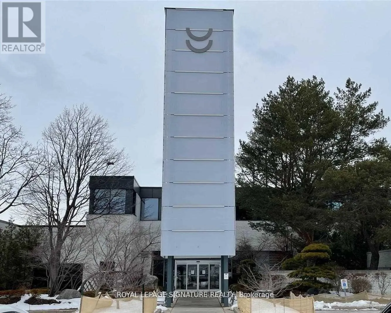 272 - 6 SAKURA WAY