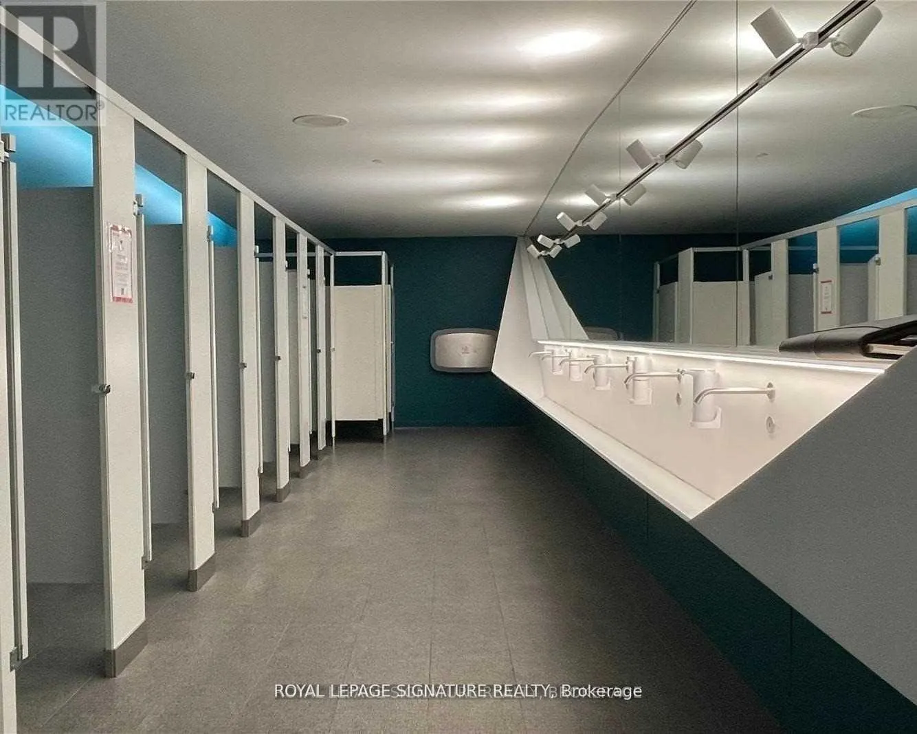 272 - 6 SAKURA WAY
