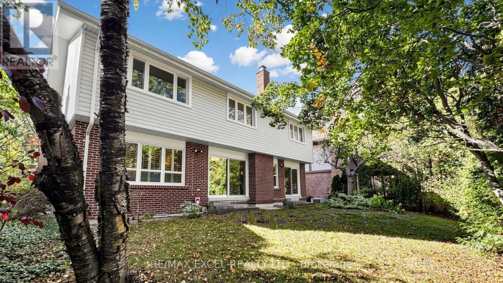 15 MELLOWOOD DRIVE