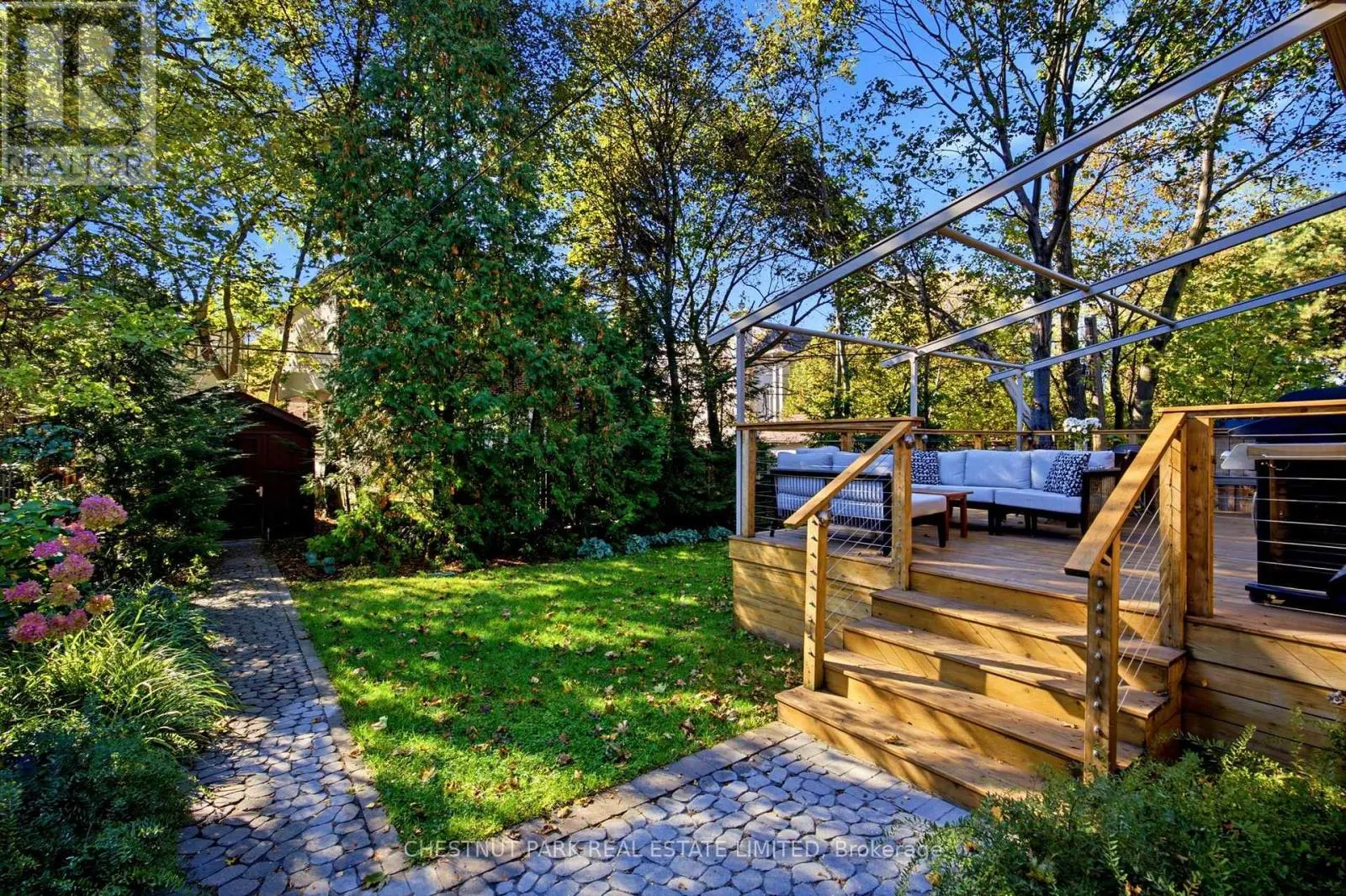 256 OLD FOREST HILL ROAD