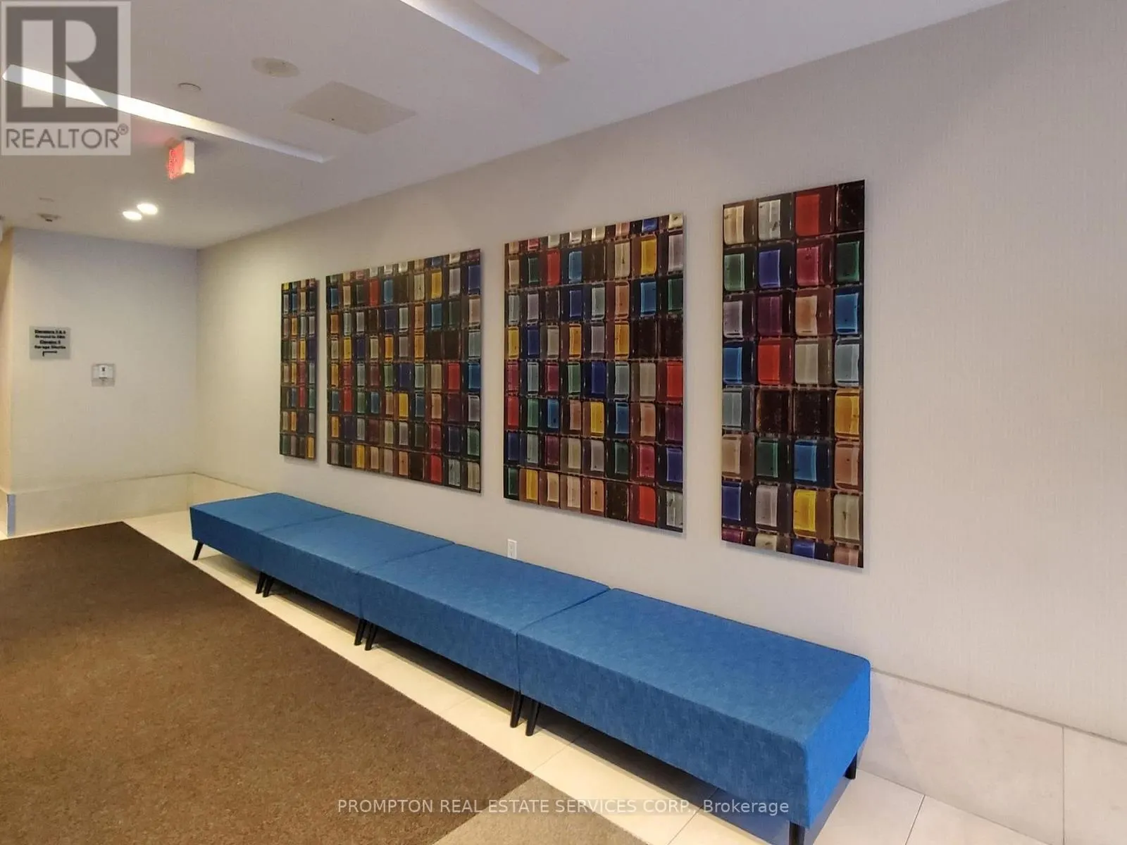 905 - 832 BAY STREET