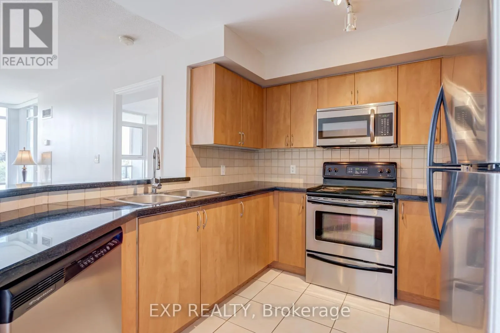 506 - 3840 BATHURST STREET