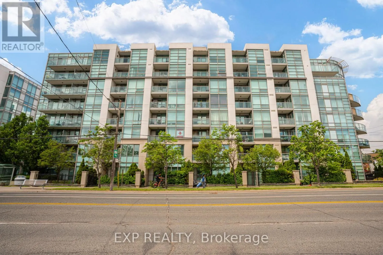 506 - 3840 BATHURST STREET