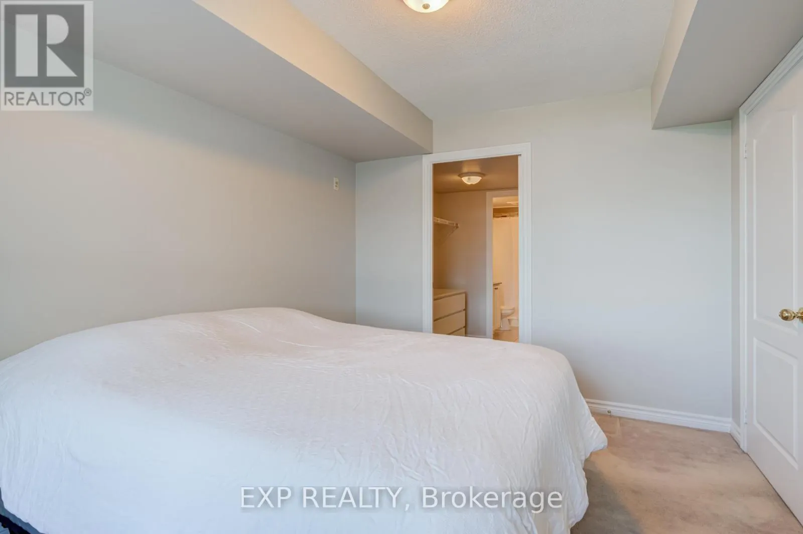 506 - 3840 BATHURST STREET