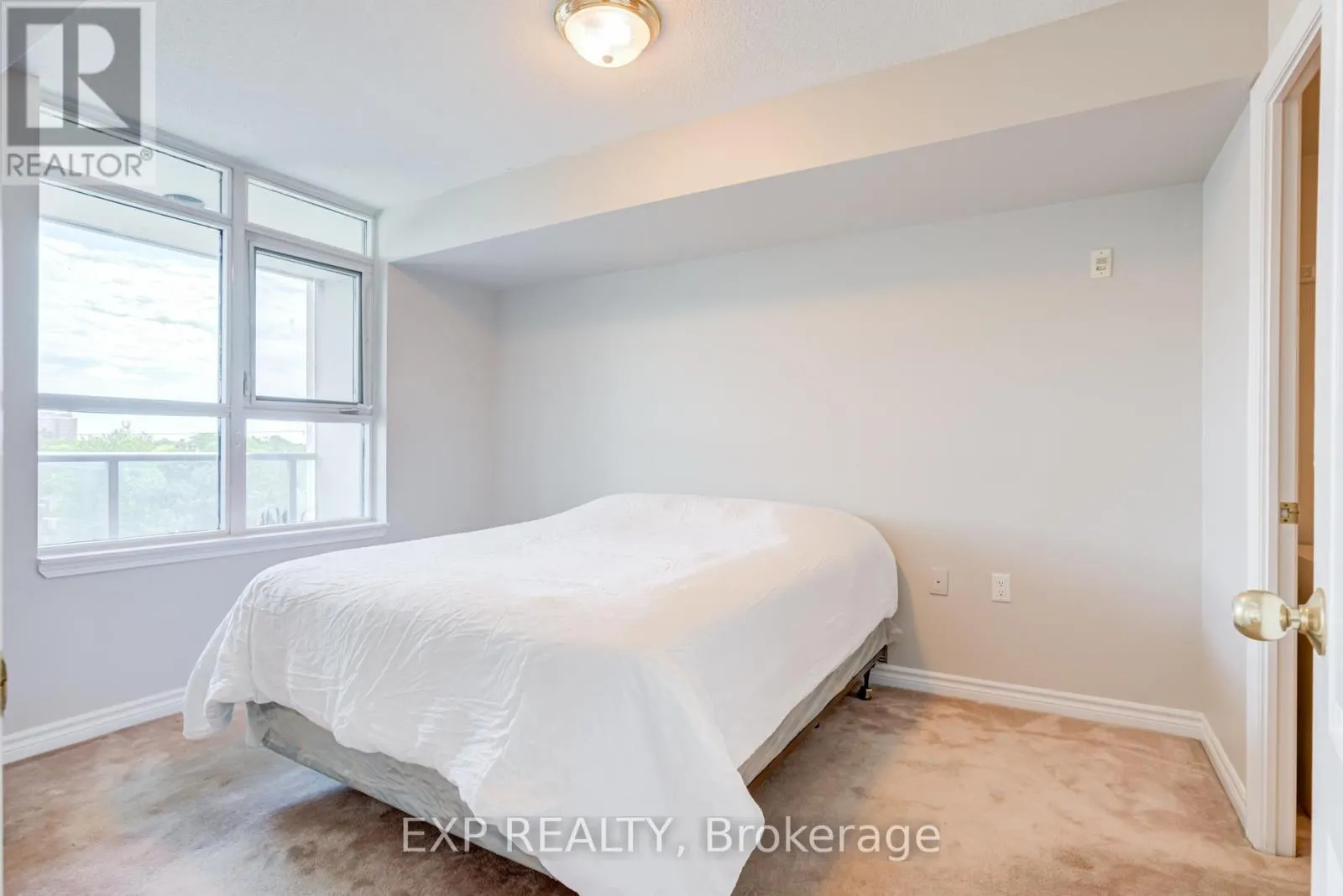 506 - 3840 BATHURST STREET