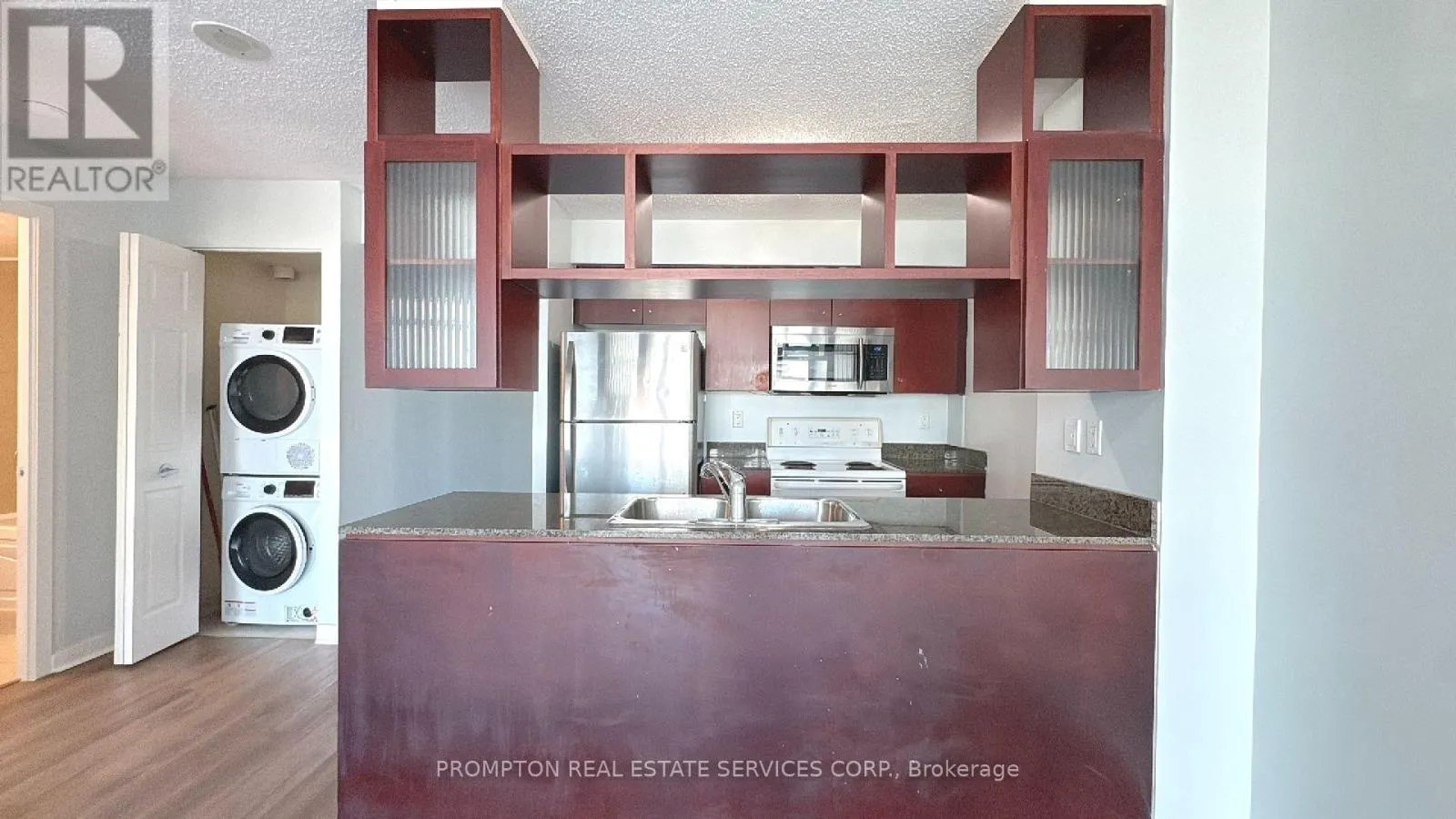 1808 - 397 FRONT STREET W