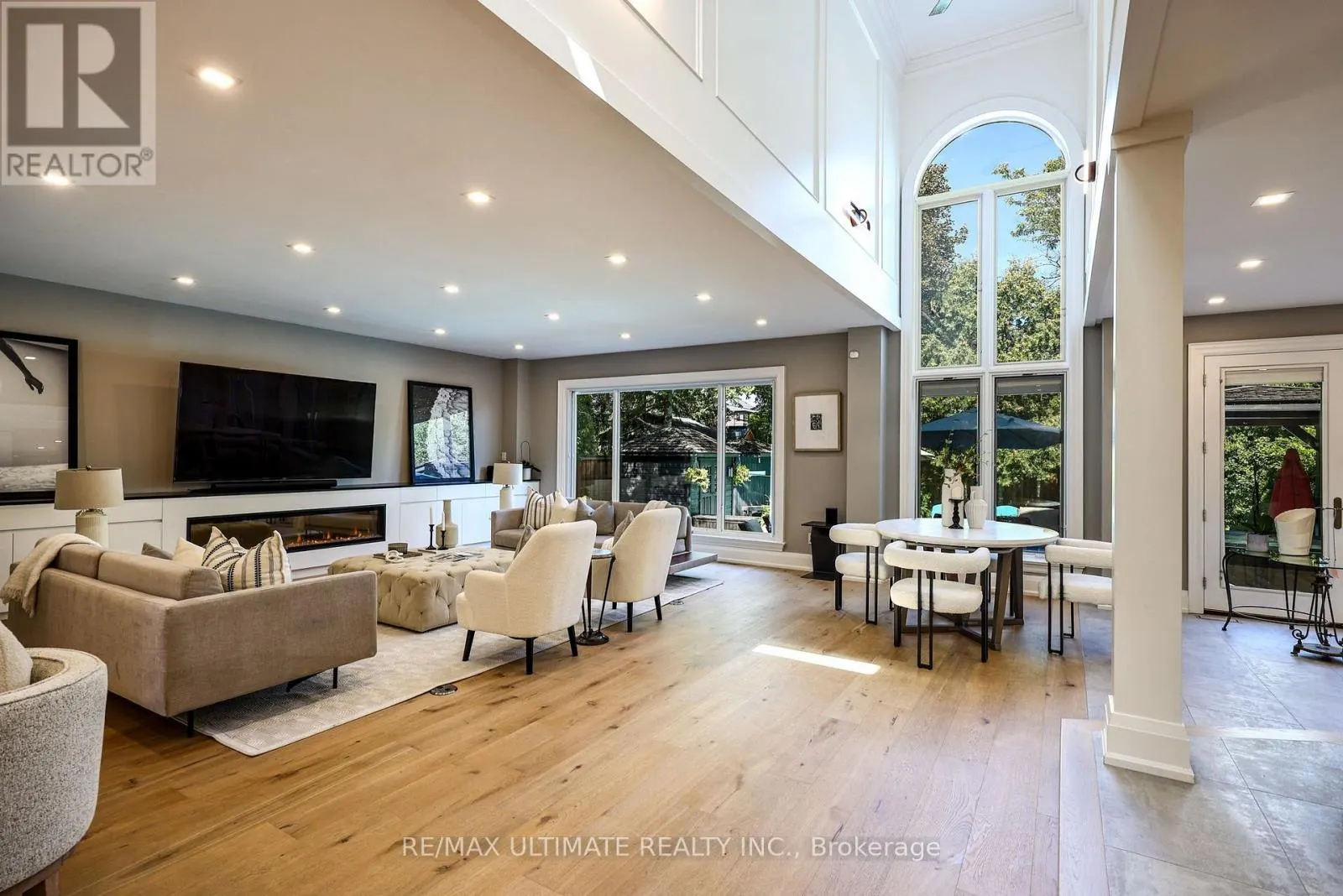 10 FIELD AVENUE