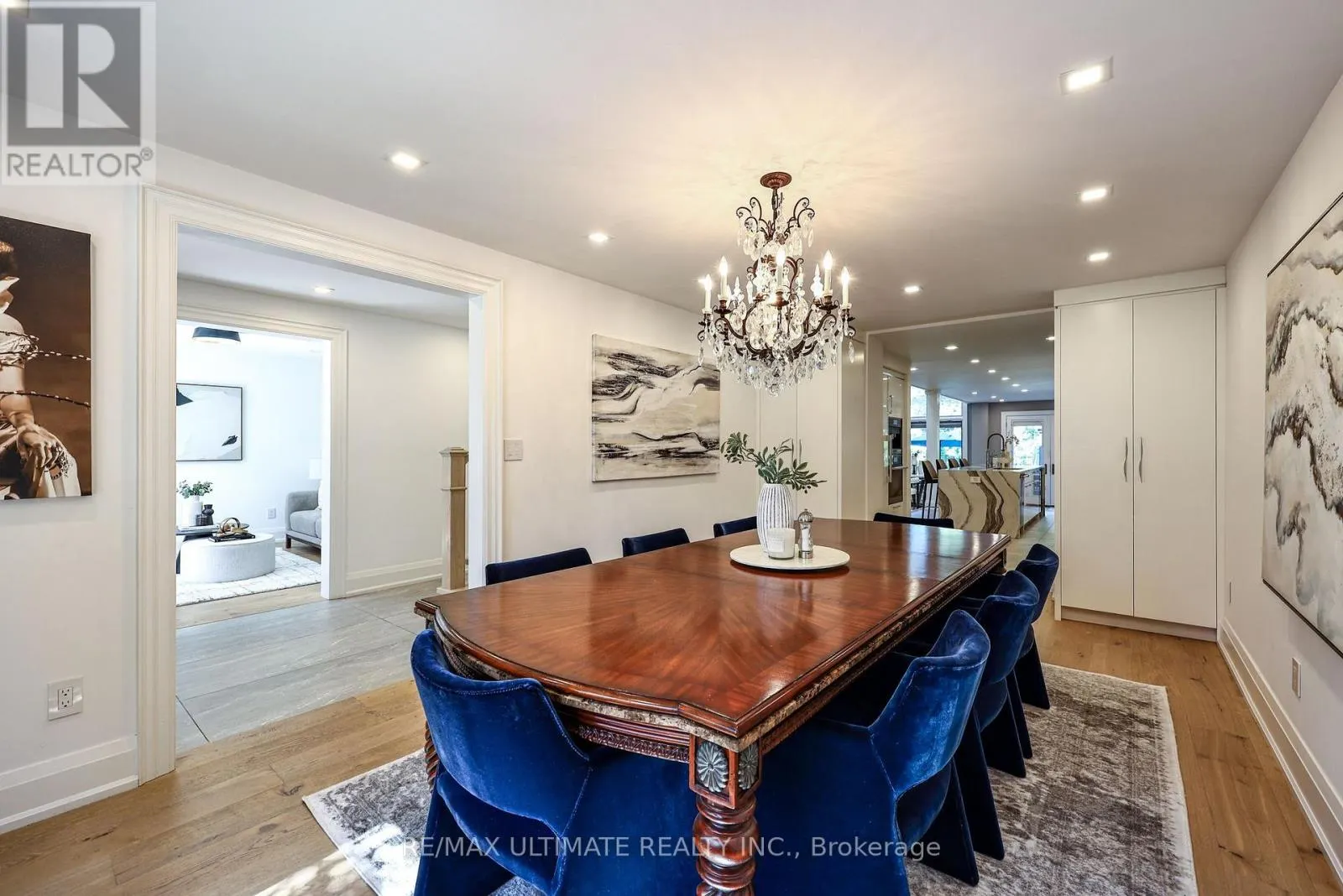 10 FIELD AVENUE