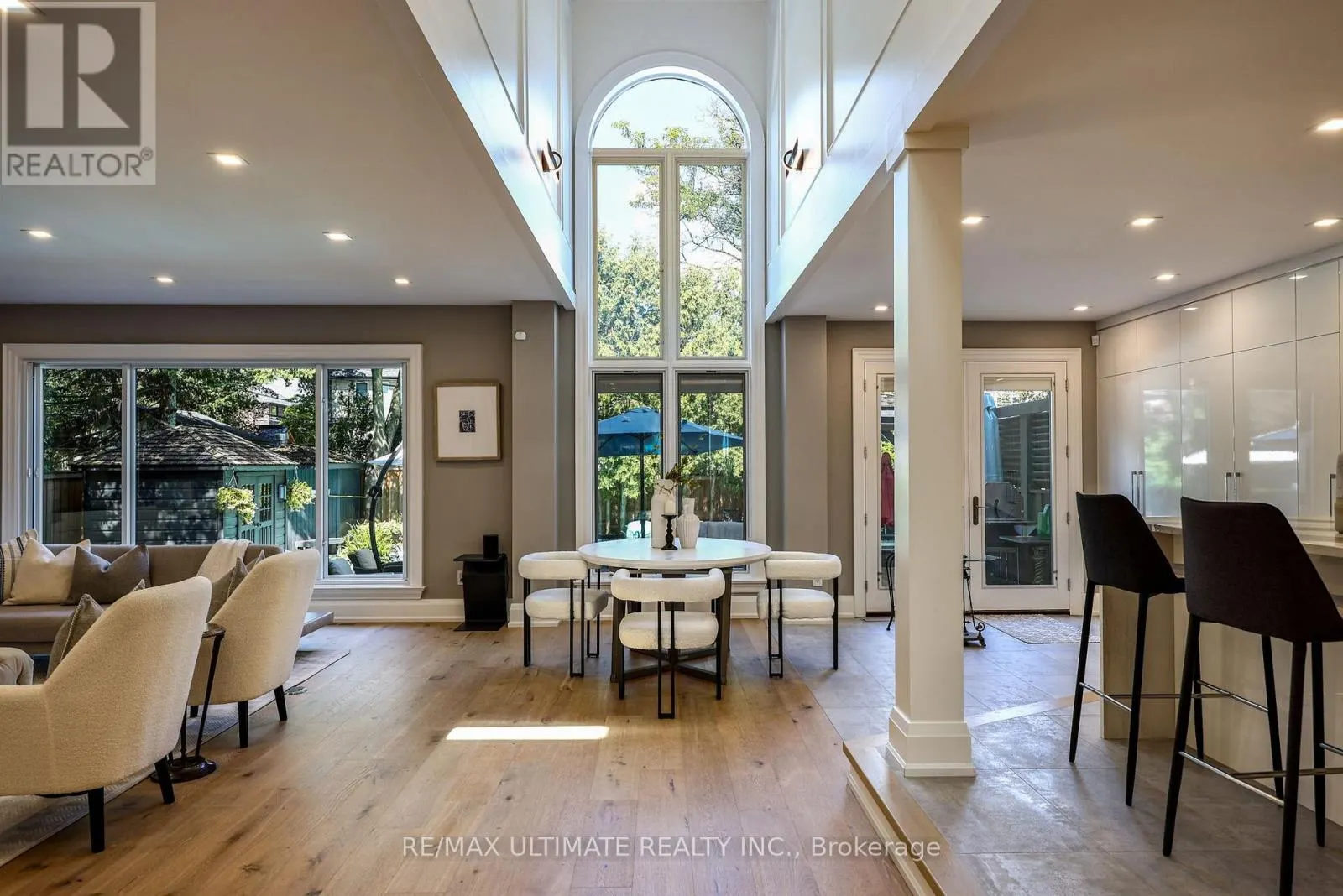 10 FIELD AVENUE